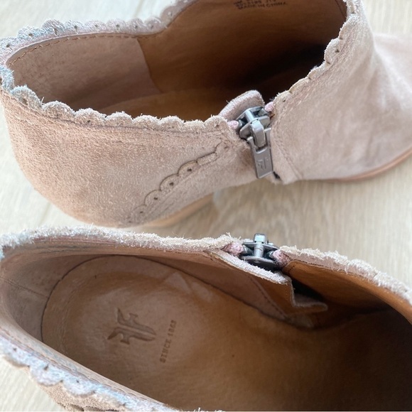 FRYE Reed Scallop boot bootie shootie pale blush pink suede western cowgirl - Picture 4 of 7